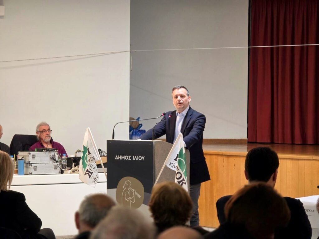 Η κάλπη των συνέδρων στο ΠΑΣΟΚ δείχνει ότι η βάση κινείται — και ο Δούκας το αξιοποίησε