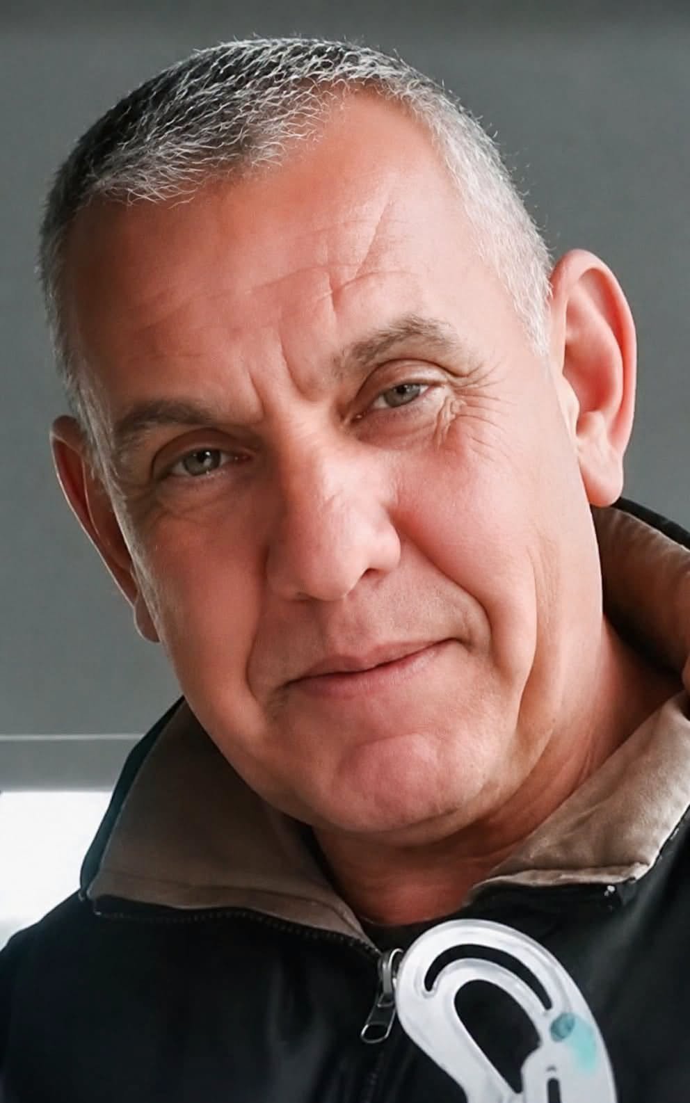 Ο Κώστας Καναβός, επί σειρά ετών εργαζόμενος και επόπτης καθαριότητας του Δήμου Φιλοθέης – Ψυχικού.