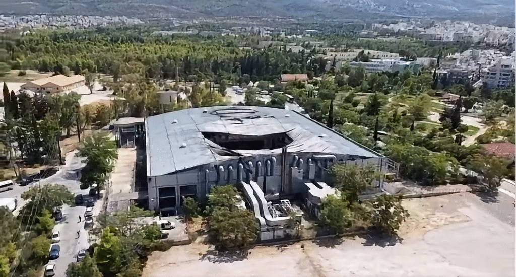 Κατεδάφιση του Badminton στο Μητροπολιτικό Πάρκο Γουδή–Ιλισίων