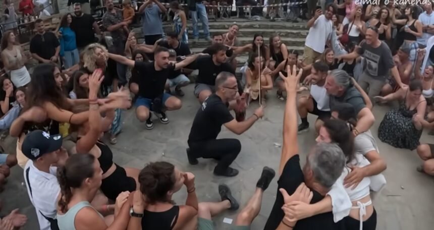 Ικαριώτικο γλέντι με τον Νίκο Φάκαρο και τους Musicaroi στην πλατεία Δημαρχείου Χαϊδαρίου στις 12 Σεπτεμβρίου 2026.