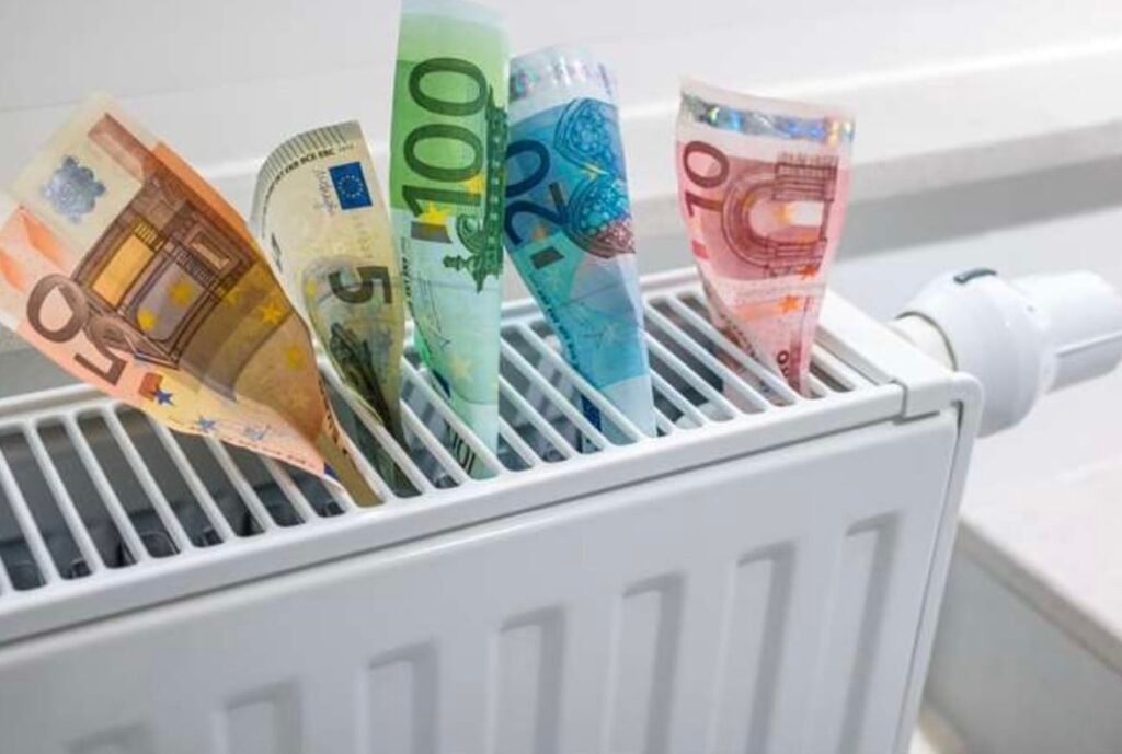 Αυξάνει την επιδότηση 30% όταν το πετρέλαιο θέρμανσης ακριβαίνει πάνω από 40%!”