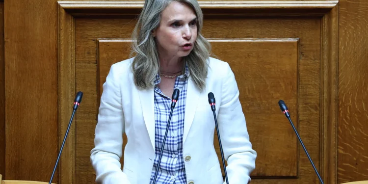 Μιλένα Αποστολάκη για την επιδότηση στα καύσιμα