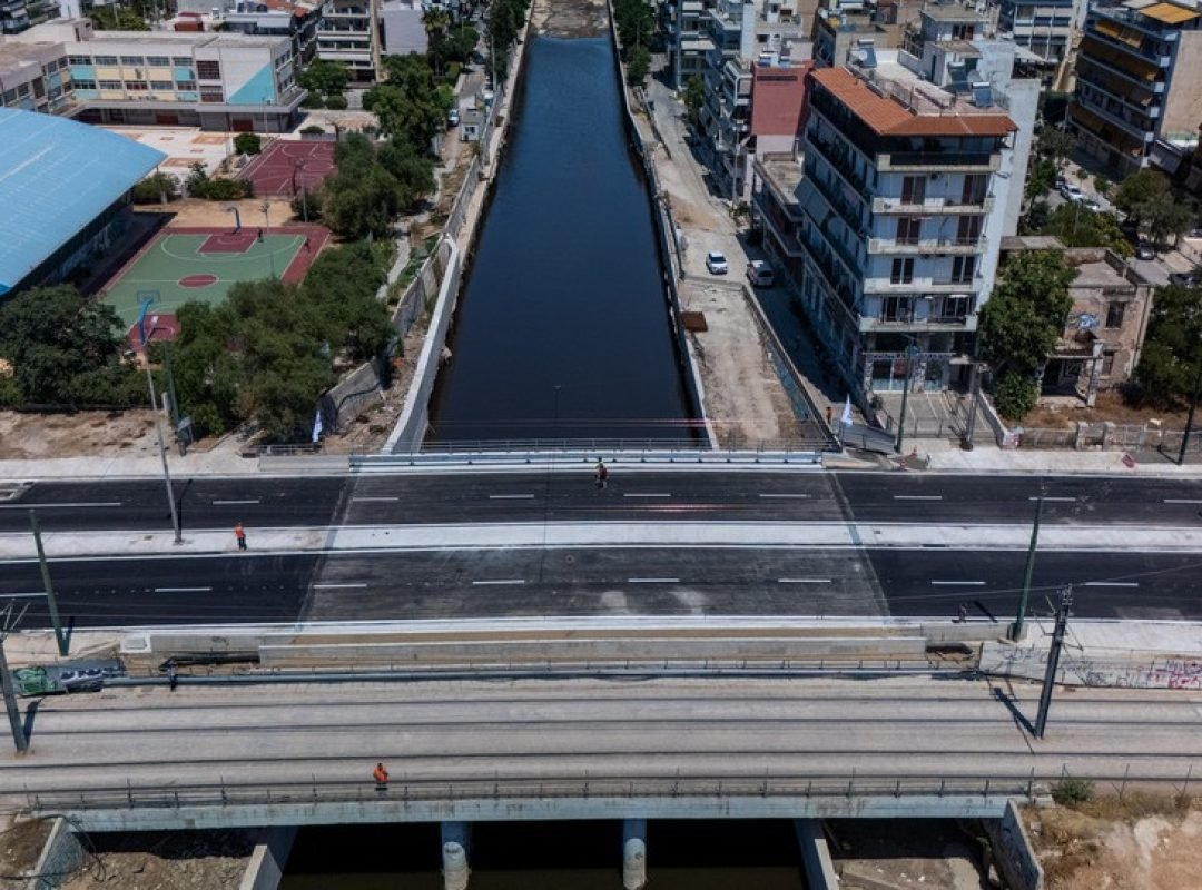 Νέα οδική γέφυρα Εθνάρχου Μακαρίου στον Ιλισσό