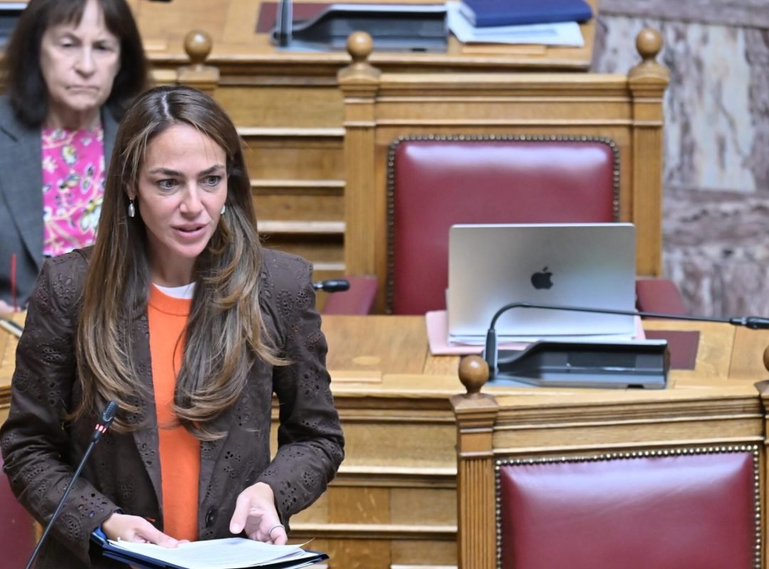 Δόμνα Μιχαηλίδου σε ημερίδα για την παιδική κακοποίηση και την προστασία των παιδιών