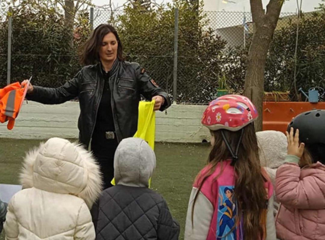 Δημοτική Αστυνομία Αχαρνών σε εκπαιδευτικό πρόγραμμα στα σχολεία