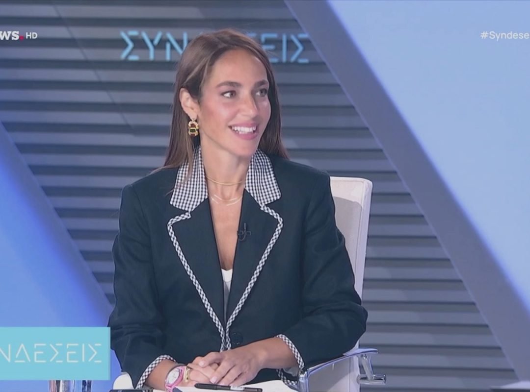 Η υπουργός Κοινωνικής Συνοχής και Οικογένειας Δόμνα Μιχαηλίδου παρουσιάζει τις προθεσμίες για τα προγράμματα ανακαίνισης κατοικιών και τις δράσεις στήριξης οικογενειών.