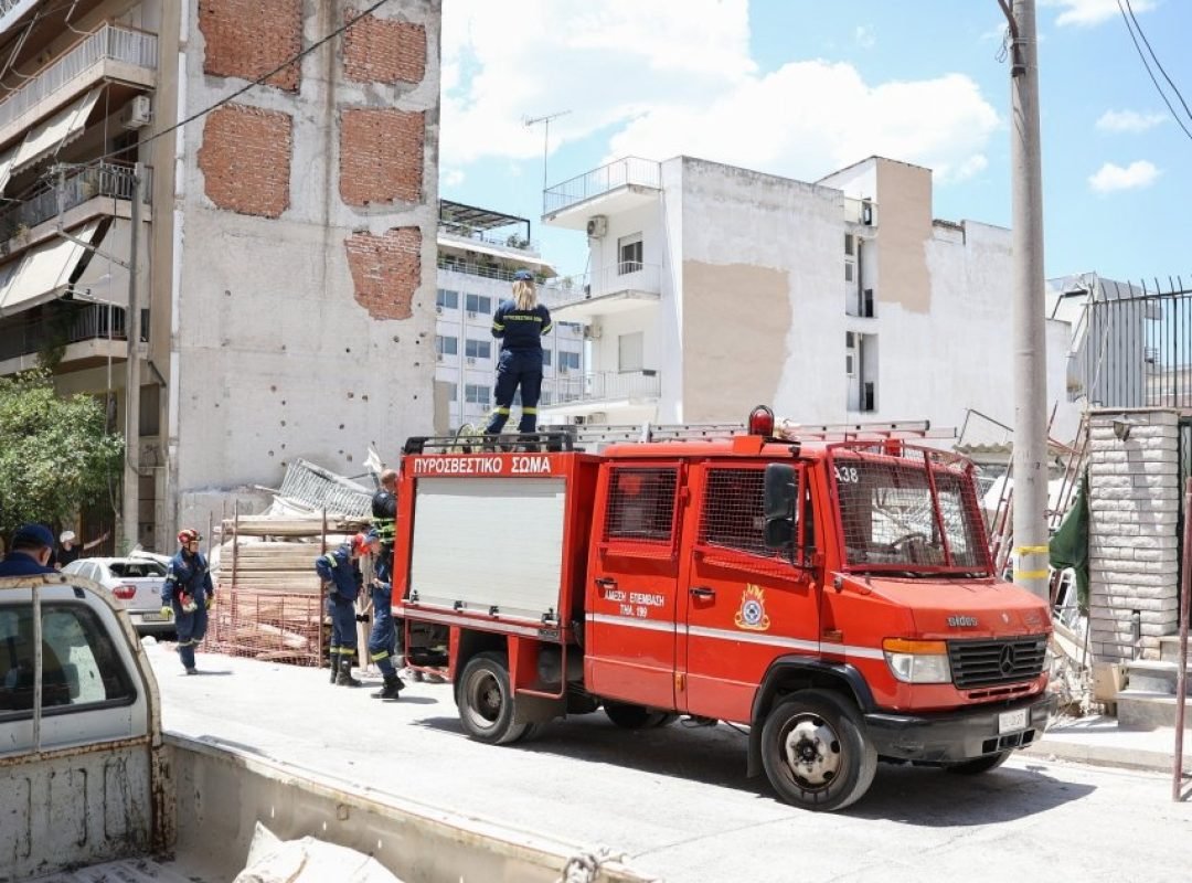 Πολυκατοικία στα Πετράλωνα για την οποία προτείνεται απαλλαγή των ενοίκων από δημοτικά τέλη από τον Δήμο Αθηναίων.