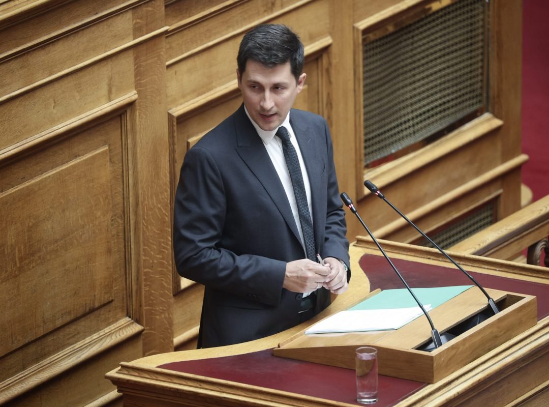 Ο Παύλος Χρηστίδης για την τραγωδία των Τεμπών και την ασφάλεια των σιδηροδρόμων.